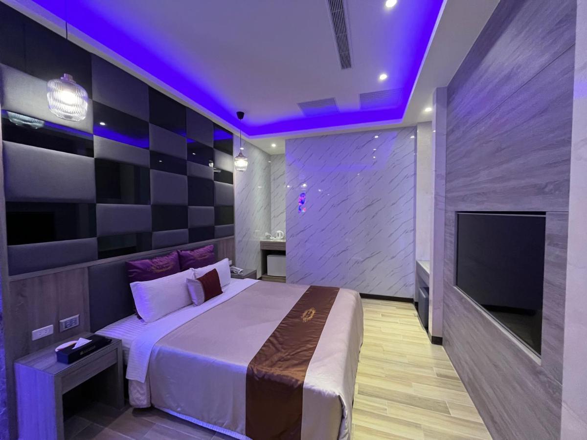 Purple Rainbow Motel Taipei Eksteriør bilde